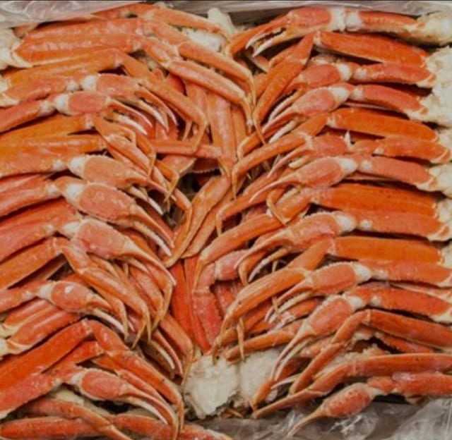 Snow Crab Legs (30lbs).