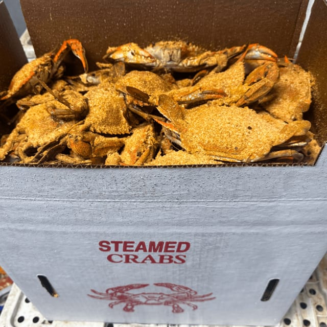 Fresh Blue Crabs - #1’s (Large) 1/2 Bushel (32-36 Crabs).