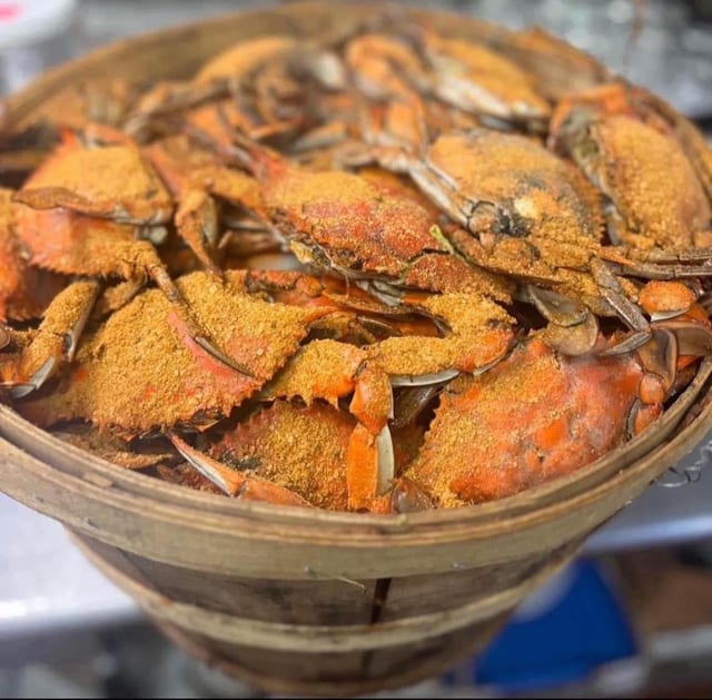 Fresh Blue Crabs #2 (Medium) Males Bushel.